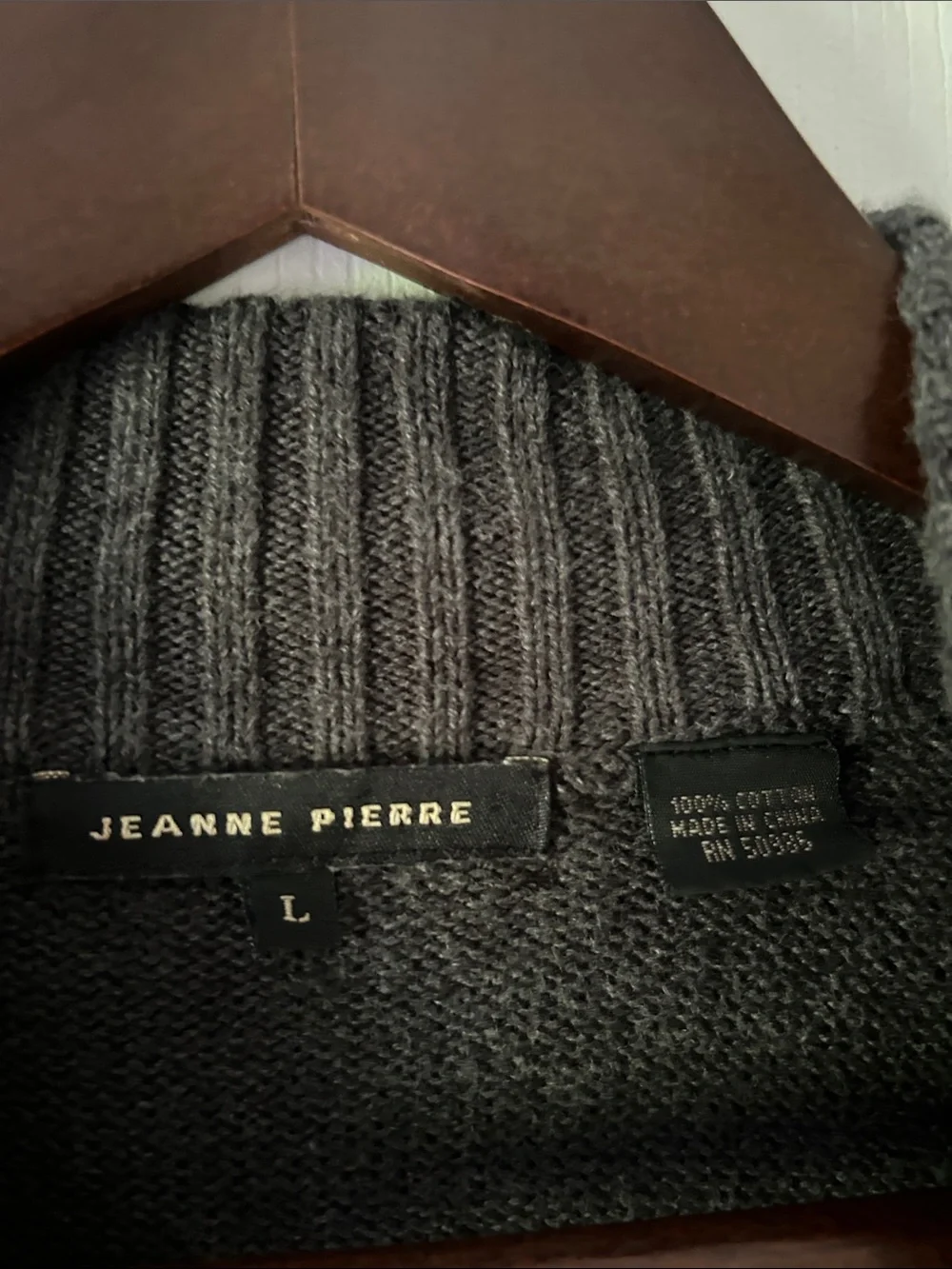 JEANNE PIERRE Dark Gray Ribbed Neck Knit Sweater